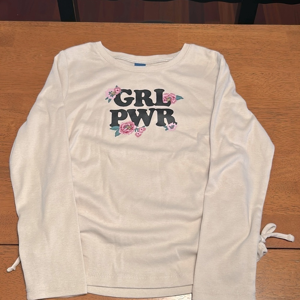 New with tags Old Navy girls long sleeve shirt size medium (8).